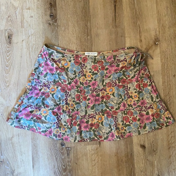 Vintage Y2K Tommy Jeans Floral Tiered Skirt Juniors Sz 17 - Picture 2 of 8